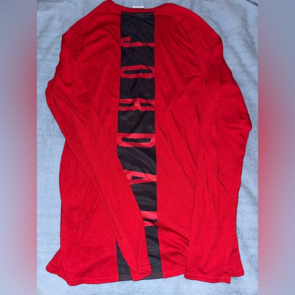 Nike Air Jordan 23 Alpha Dry Long Sleeve Red Shirt Dri Fit Size M - Picture 3 of 3
